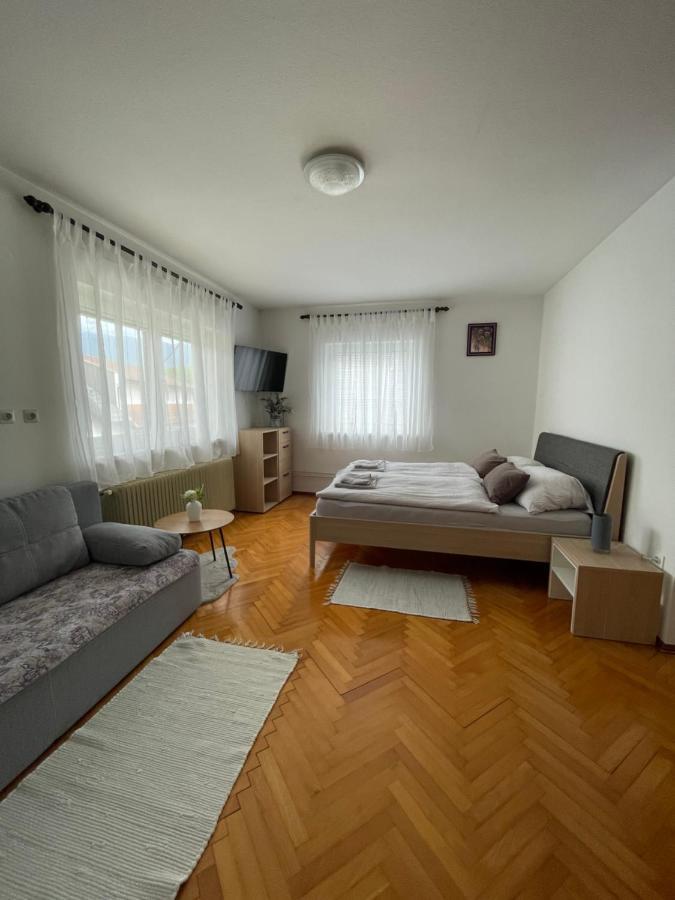 Homestay J&M เบลด ภายนอก รูปภาพ